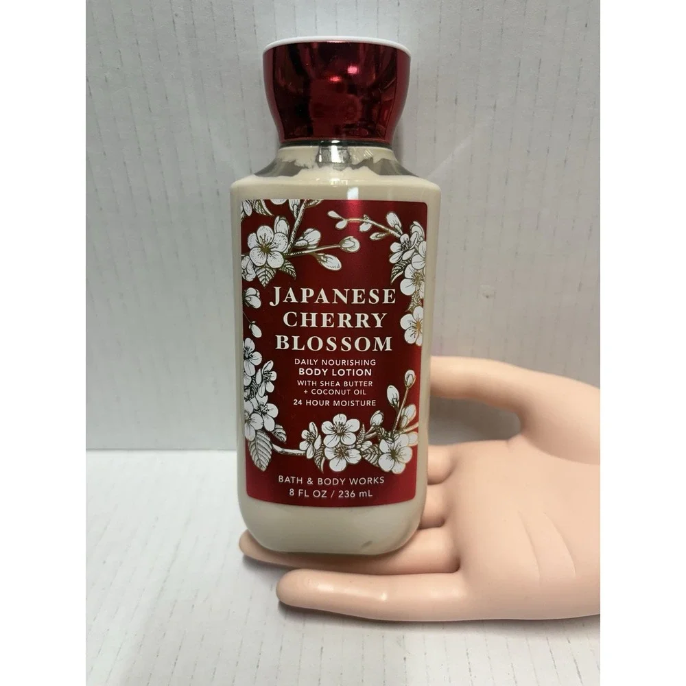 Bath & Body Works Japanese Cherry Blossom Daily Nourishing Body Lotion 8 oz. NEW